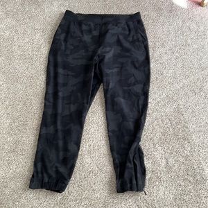 Lululemon Adapted State High Rise Jogger size 8